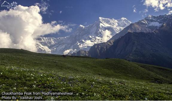 chaukhamba peak from madhyamaheshwar